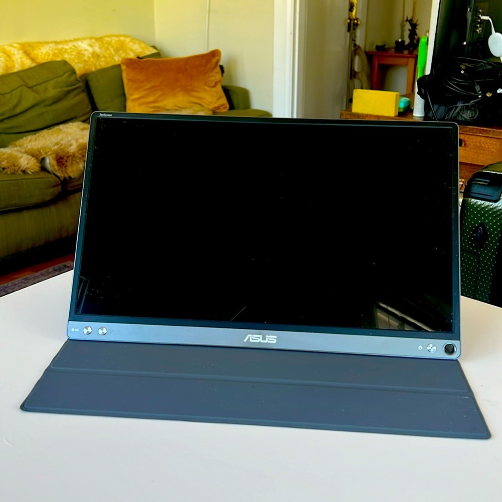ASUS ZenScreen 1080P Portable USB Monitor w/ Smart Cover
